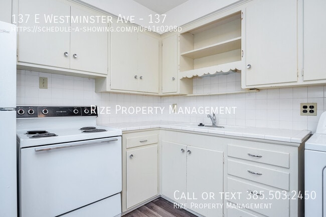 Photo - 137 Westminster Ave S Unit 137