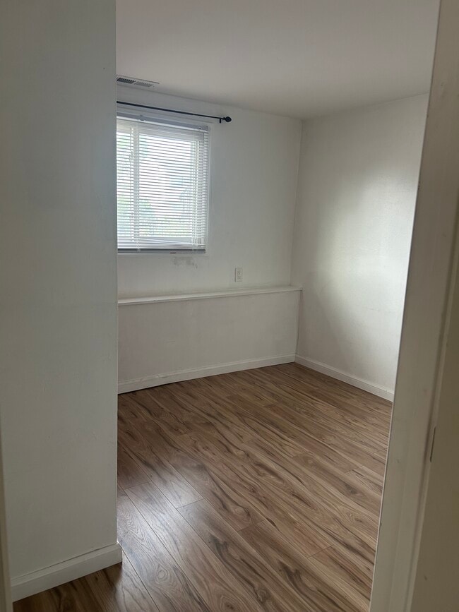 Photo - 20 Impala Dr Unit Cozy 1 Bedroom Apartment