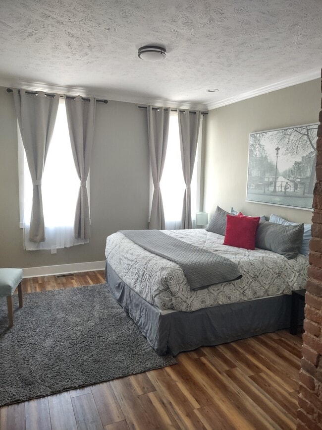 Photo - 3144 Woodbine Ave Unit #A