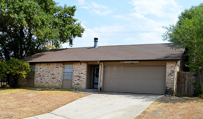 Great Location in West Fort Worth - Great Location in West Fort Worth House