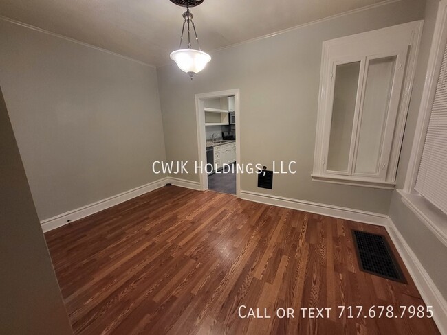 3 Bedroom 1 Bath Townhome - 3 Bedroom 1 Bath Townhome