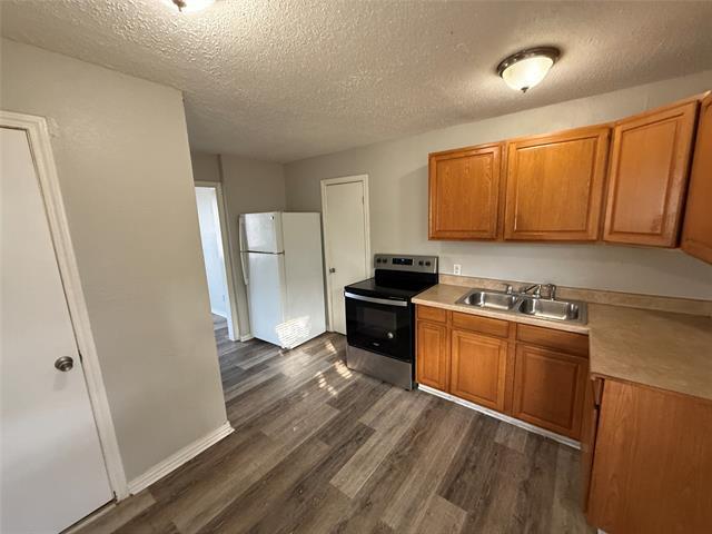 Photo - 4520 Columbia Ave Unidad 2