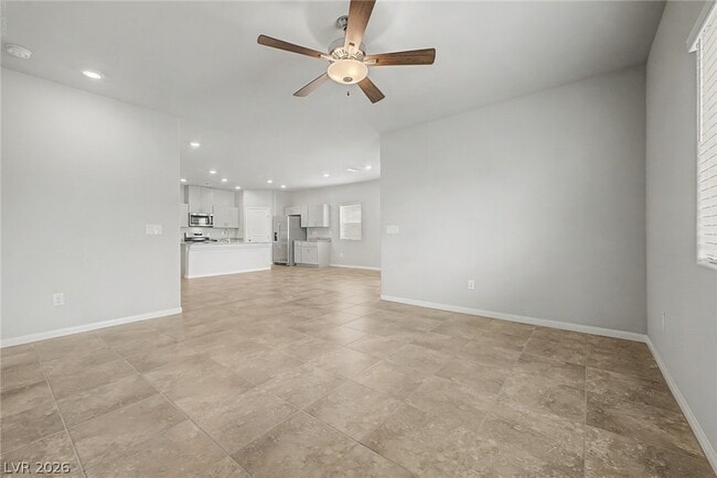 Photo - 7552 Blue Lotus Ave