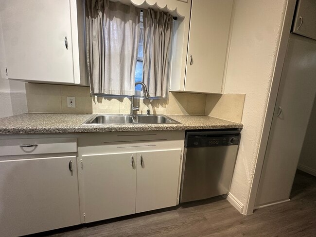 Kitchen - Alta Villas Unit 4561