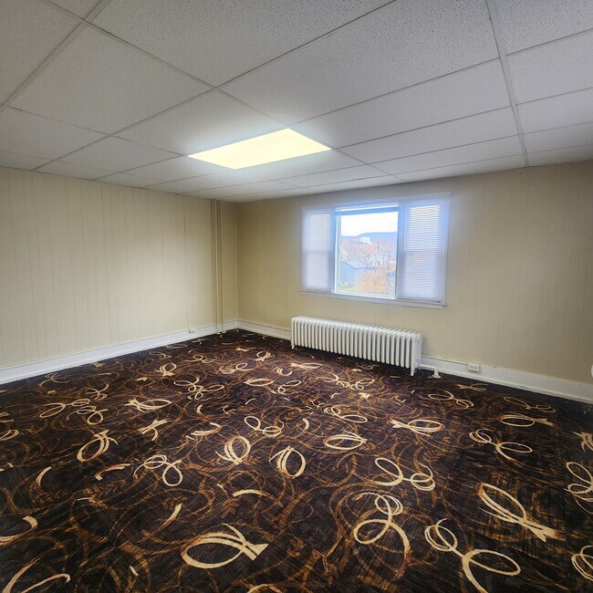 Photo - 101 Crawford Ave Unit Apartment 2