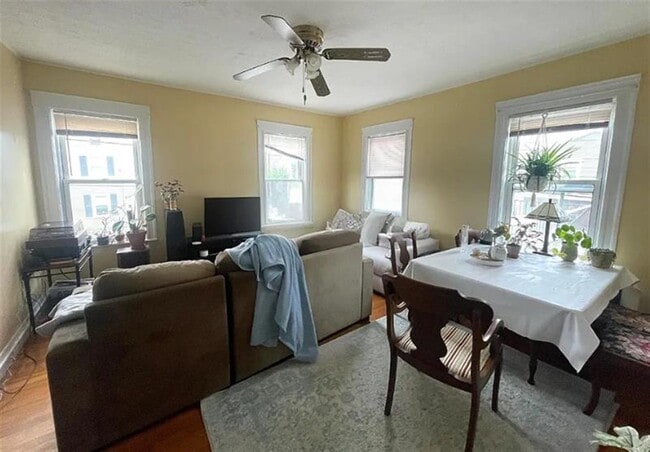 Photo - 123 Winthrop St Unit 1