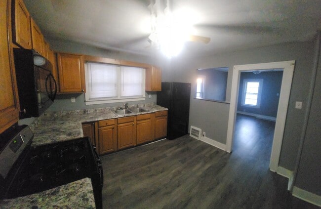 Photo - 244 N Fairmont Ave