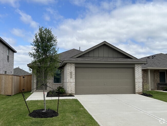 Building Photo - 6834 Date Palm Dr Rental