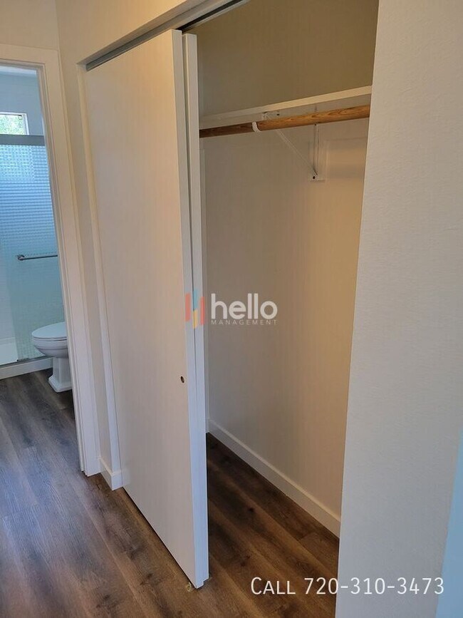 Photo - 3377 S Clarkson St Unidad 306