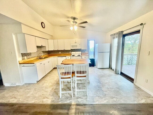 Photo - MUST SEE! 3 Bed 1 Bath Aliquippa PA