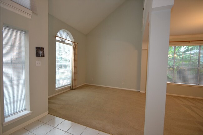 Photo - 15307 Amesbury Ln