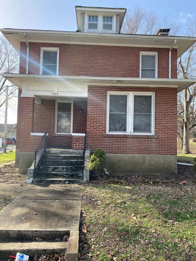 1415 Themis St Off-Campus Housing, Cape Girardeau, MO | ForRentUniversity