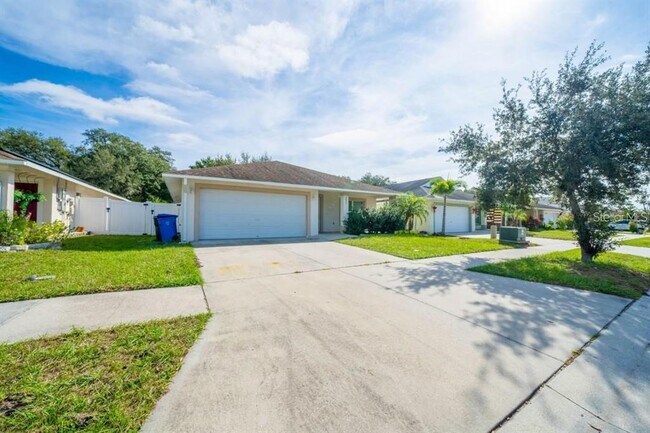 2025 Peaceful Palm St