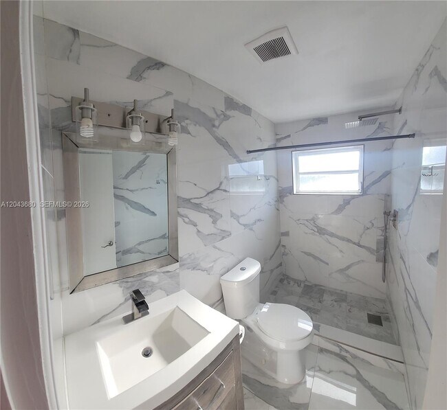 Photo - 1700 Cleveland St Unidad 203