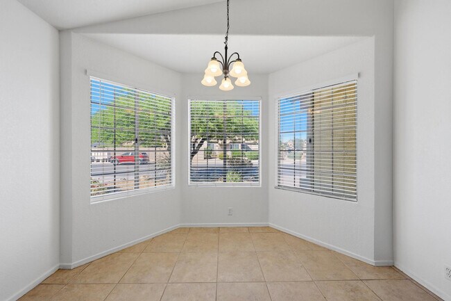 Photo - 18837 N 43rd Pl