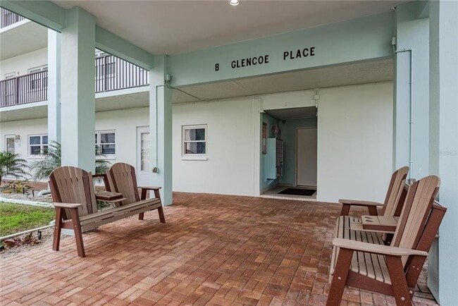 Photo - 8 Glencoe Pl Unidad 104