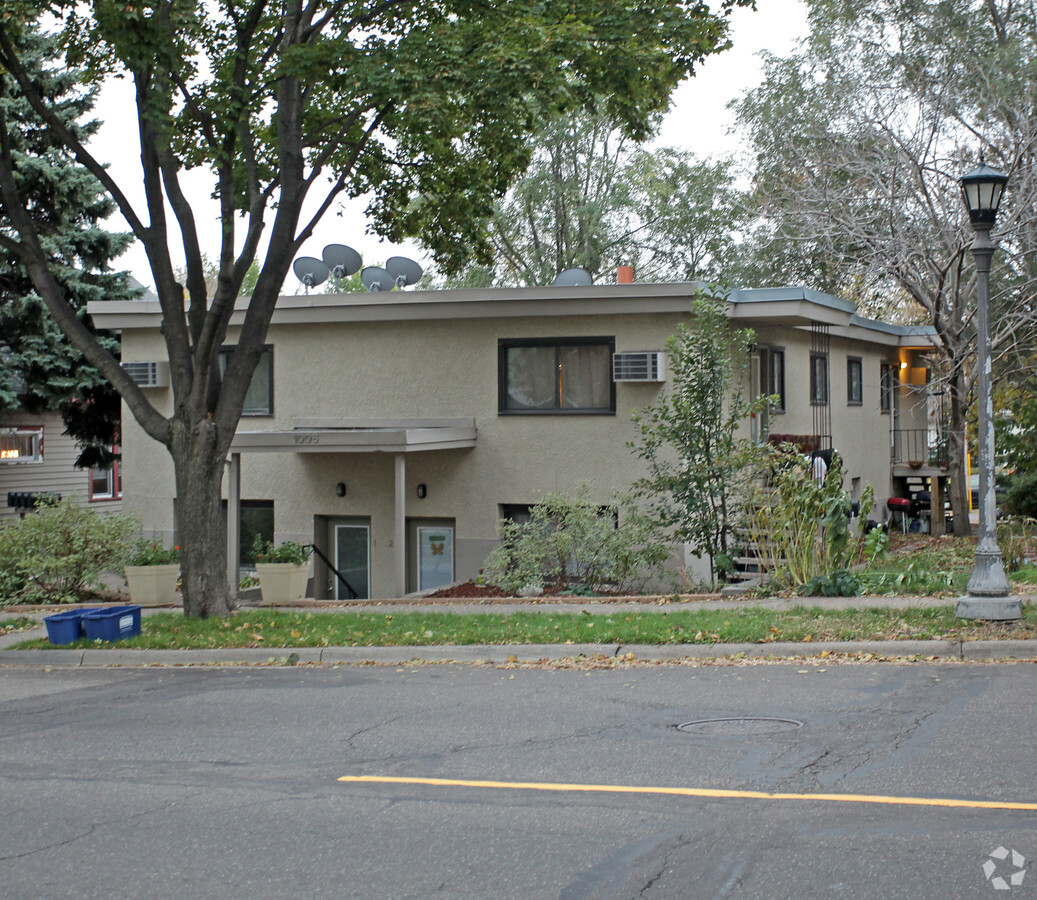 1006 Randolph Ave - 1006 Randolph Ave Apartments