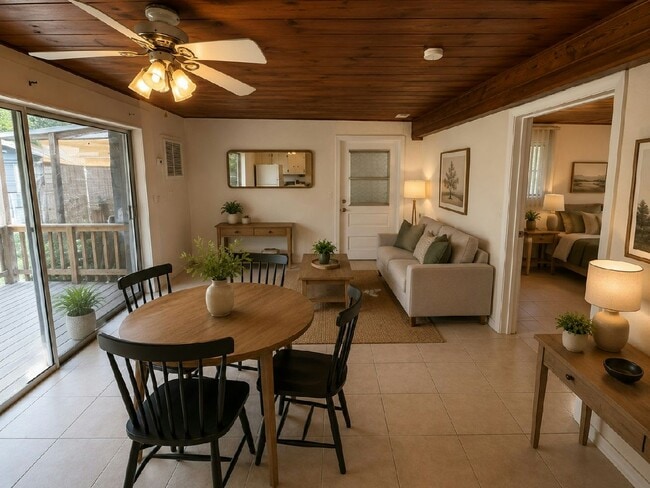 Photo - 2133 E Camp N Comfort Ln