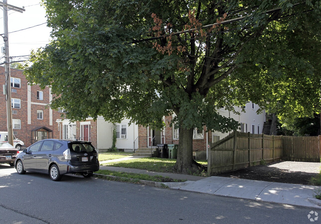 Coolidge Hill Manor - Coolidge Hill Manor