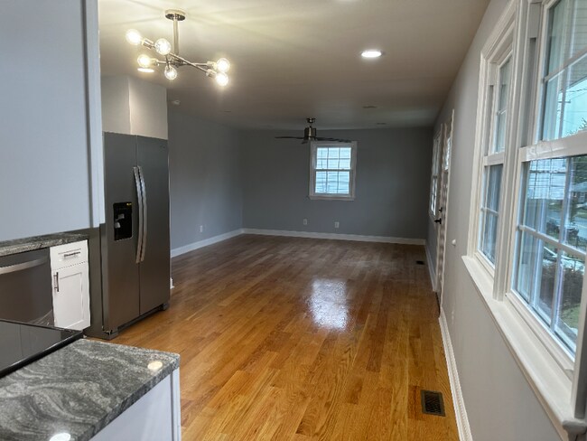 Photo - 203 Pepper Mill Dr