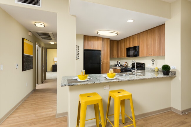 Classic Package I breakfast bar and kitchen