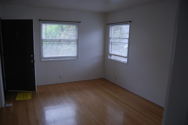 Photo - 236 Grand Ave Apartments Unit 236 Grand #B Long Beach