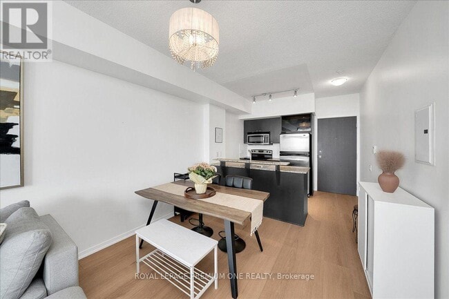 Photo - 103 The Queensway Unit 901