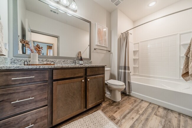 HighlandRidge_2021_Bathroom_01