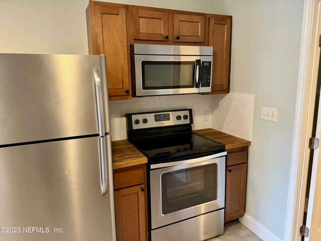 Photo - 4415 St Johns Ave Unit DOWNSTAIRS