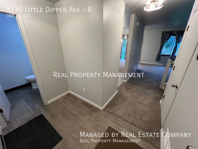 Photo - 8130 Little Dipper Ave Unit B