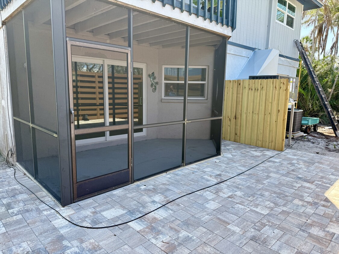 Photo - 7006 Midnight Pass Rd (Sarasota, FL)