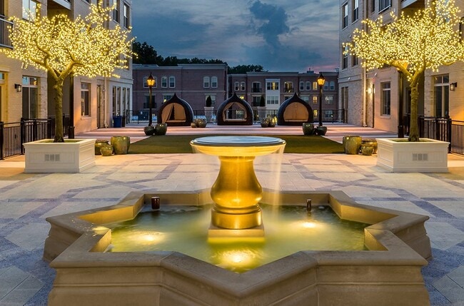 Photo - Spectrum Majestic