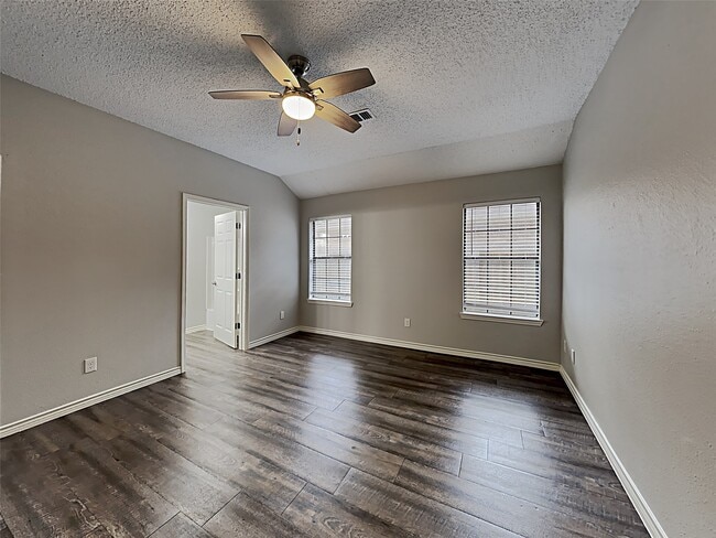 Photo - 2955 County Rd 855B