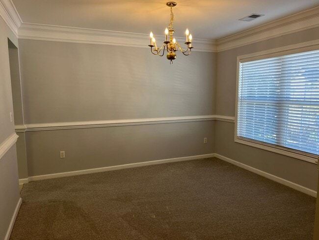 Photo - Three Bedroom Home in Pinecrest with Garage