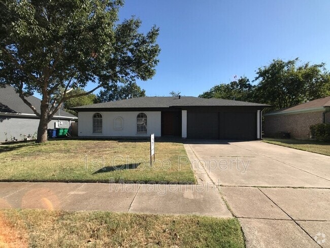 Building Photo - 6040 Blueridge Dr Rental