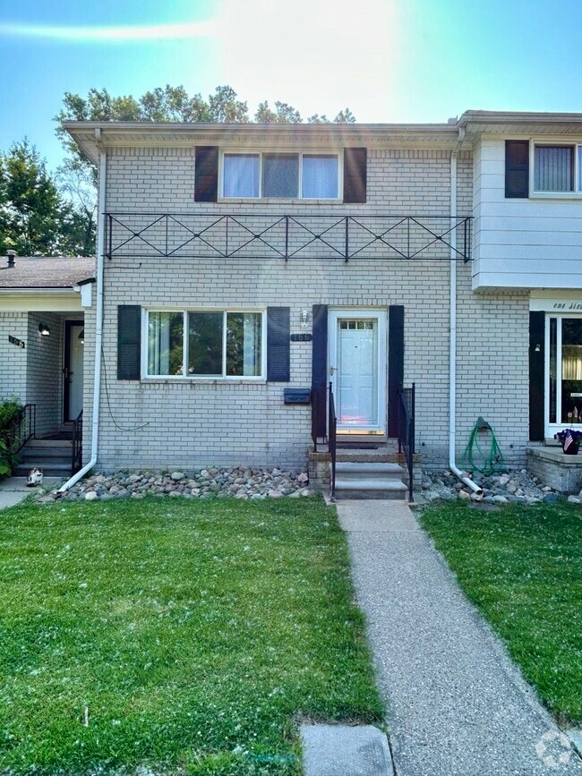 Building Photo - 166 N Christine Cir Rental