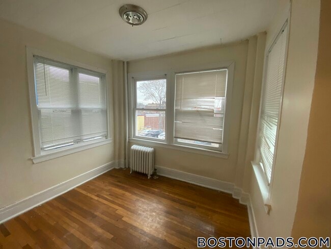 Photo - 244 Kelton St Unidad 7