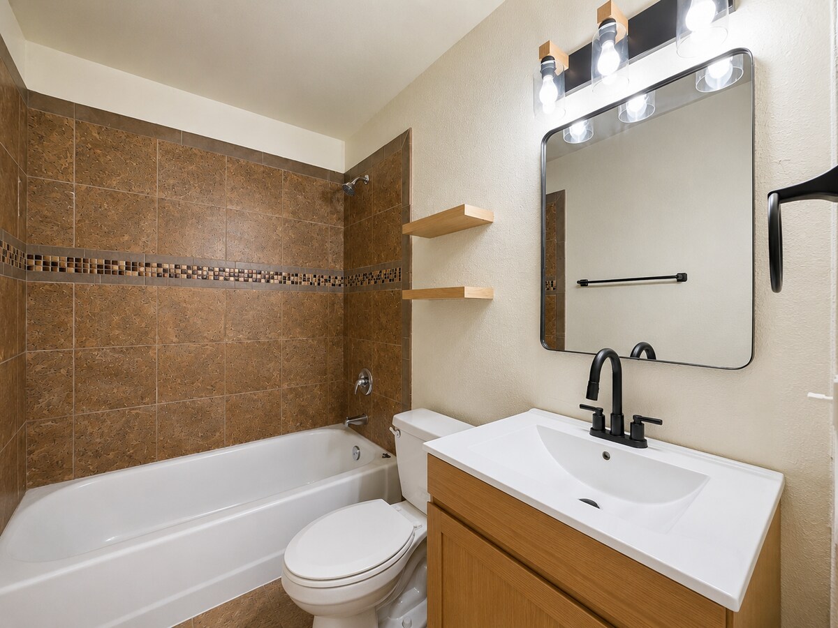 Photo - 1313 Branson Ave