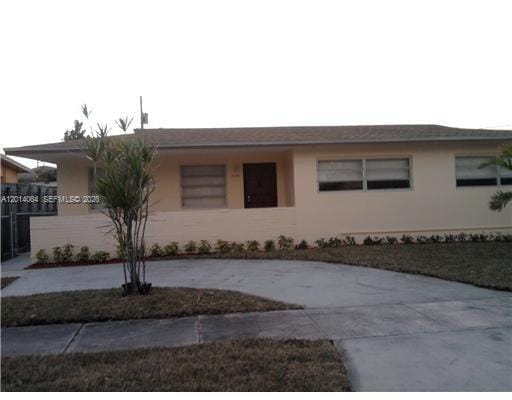 Building Photo - 1120 NW 24th Ct Unit 0