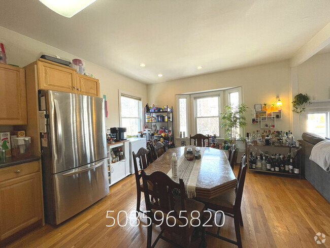 Building Photo - 15 Englewood Ave Unit 2 Rental