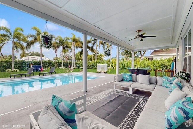 Building Photo - 11647 Anhinga Dr Rental
