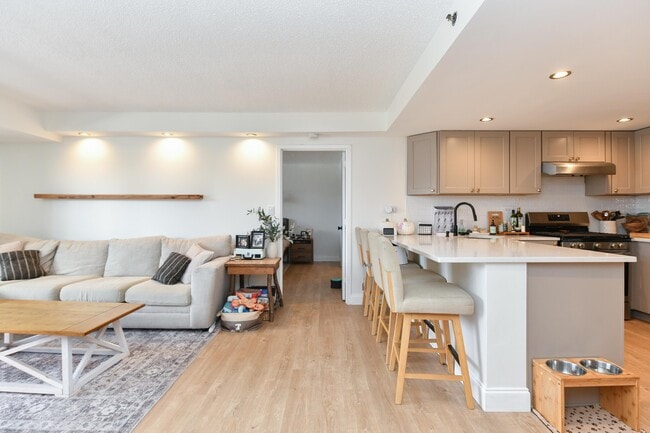 Photo - 700 1st St Unit 11R