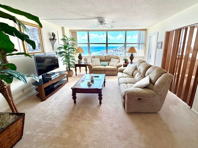 Photo - 800 SE 20th Ave Unidad 1106