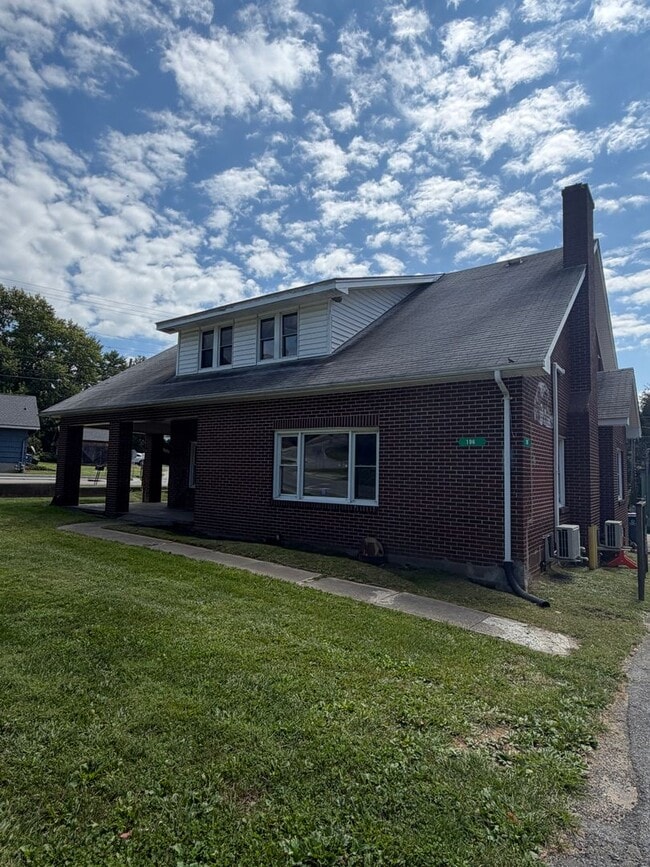 196 Perkinsville Dr