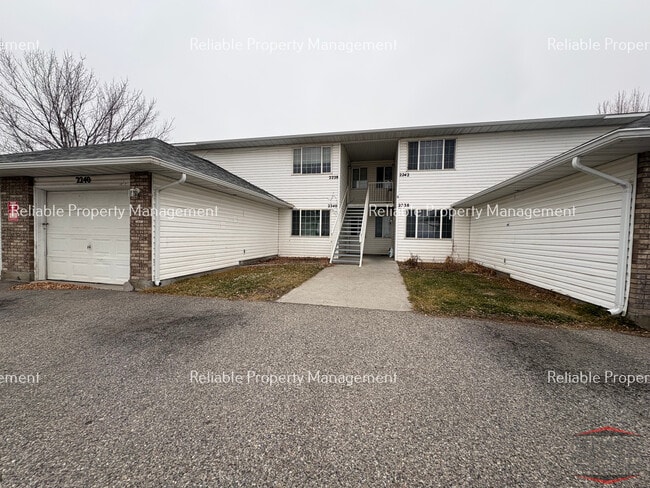 Building Photo - 2240 Meppen Dr Unit 2240