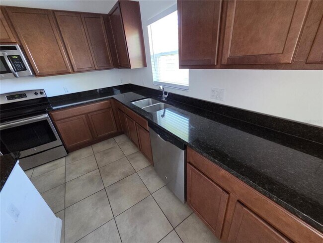 Photo - 2270 Sheboygan Pl