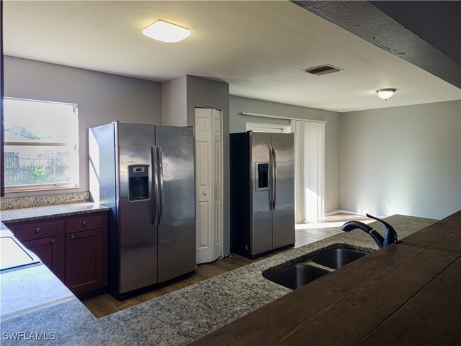 Photo - 1907 Dartford Ct