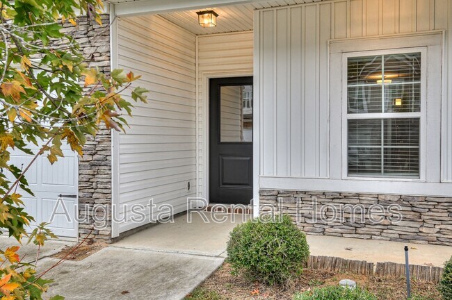 Photo - 5352 Nikki Way