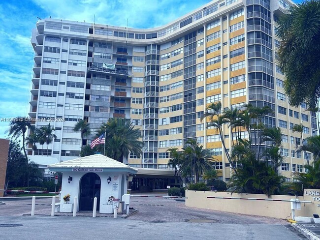 Photo - 100 Golden Isles Dr Condominio Unidad 108