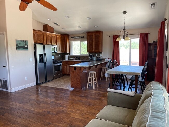 Photo - 2 bed / 1 ba apt in the country - Sutter